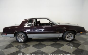 Oldsmobile-442-1986-Coupe-30