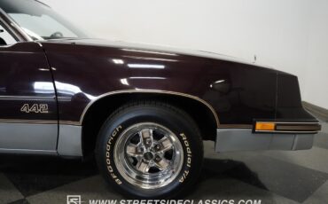 Oldsmobile-442-1986-Coupe-35