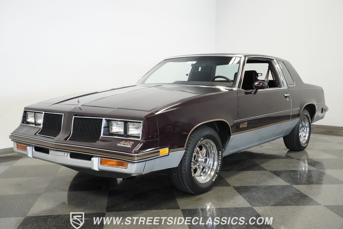 Oldsmobile-442-1986-Coupe-5
