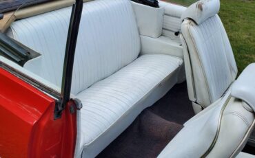 Oldsmobile-442-convertible-1965-red-8
