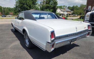 Oldsmobile-442-w-30-1967-White-Black-5