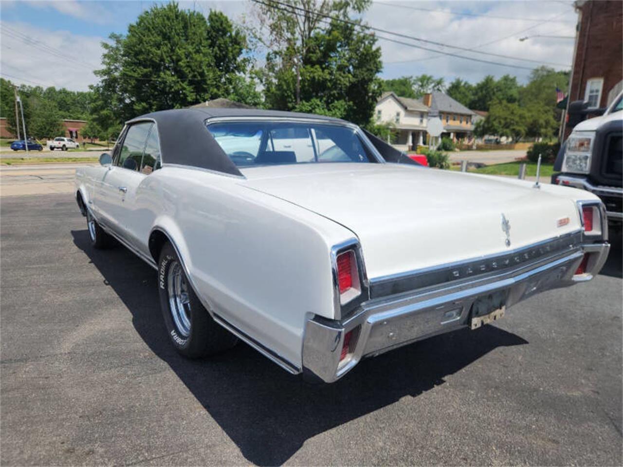 Oldsmobile-442-w-30-1967-White-Black-5