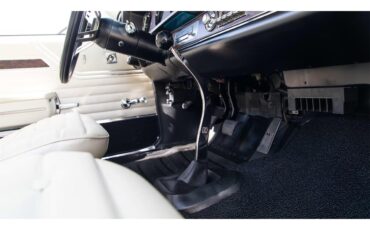 Oldsmobile-442-w-30-1970-BLACK-WHITE-STRIPES-PEARL-LIGHT-11