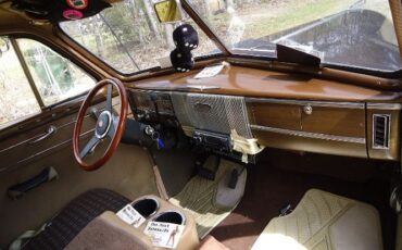 Oldsmobile-60-1940-Black-PearlGold-Dus-10