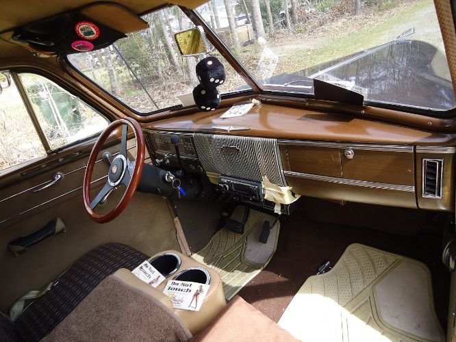 Oldsmobile-60-1940-Black-PearlGold-Dus-10