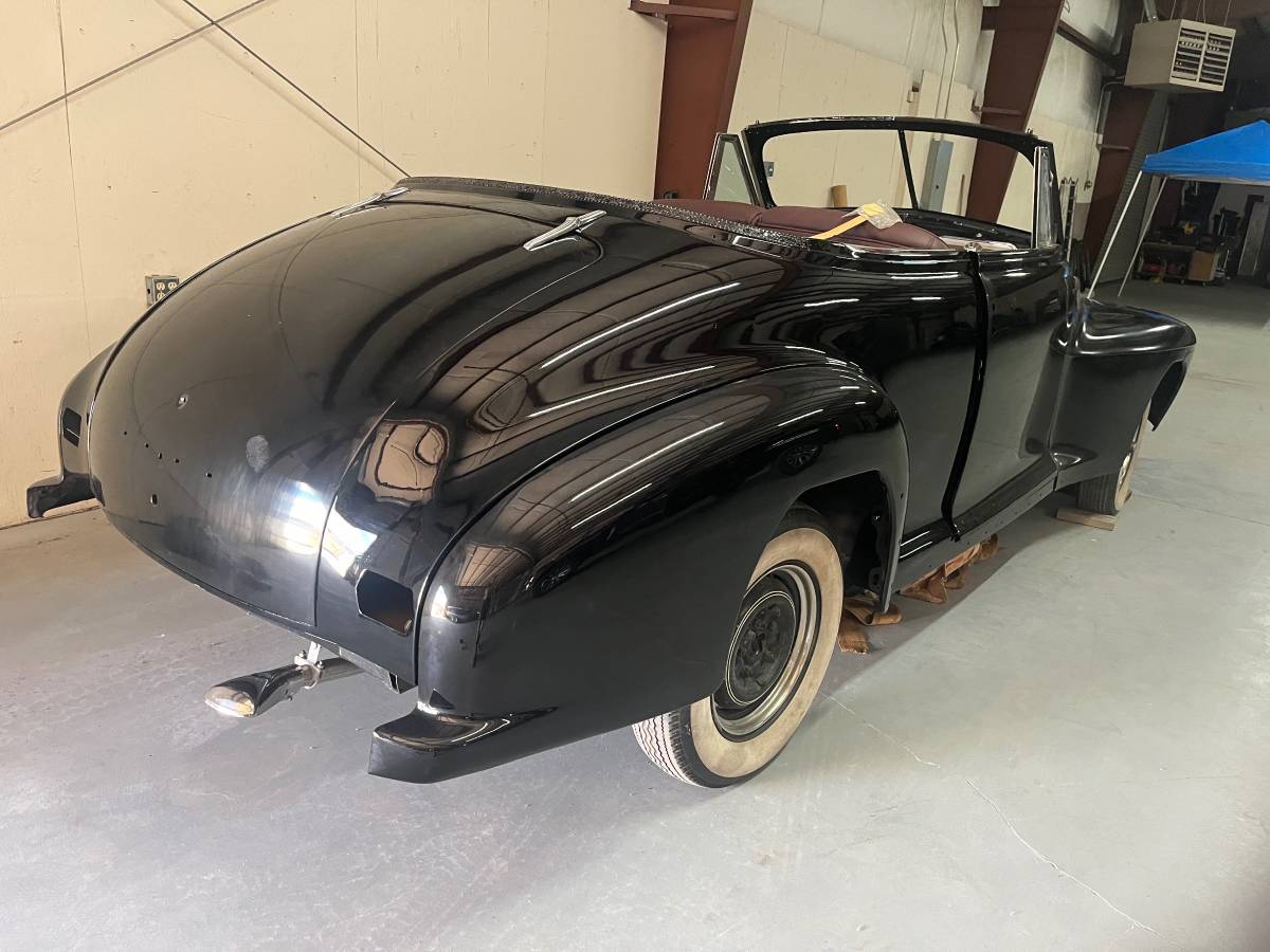 Oldsmobile-66-1941-black-10