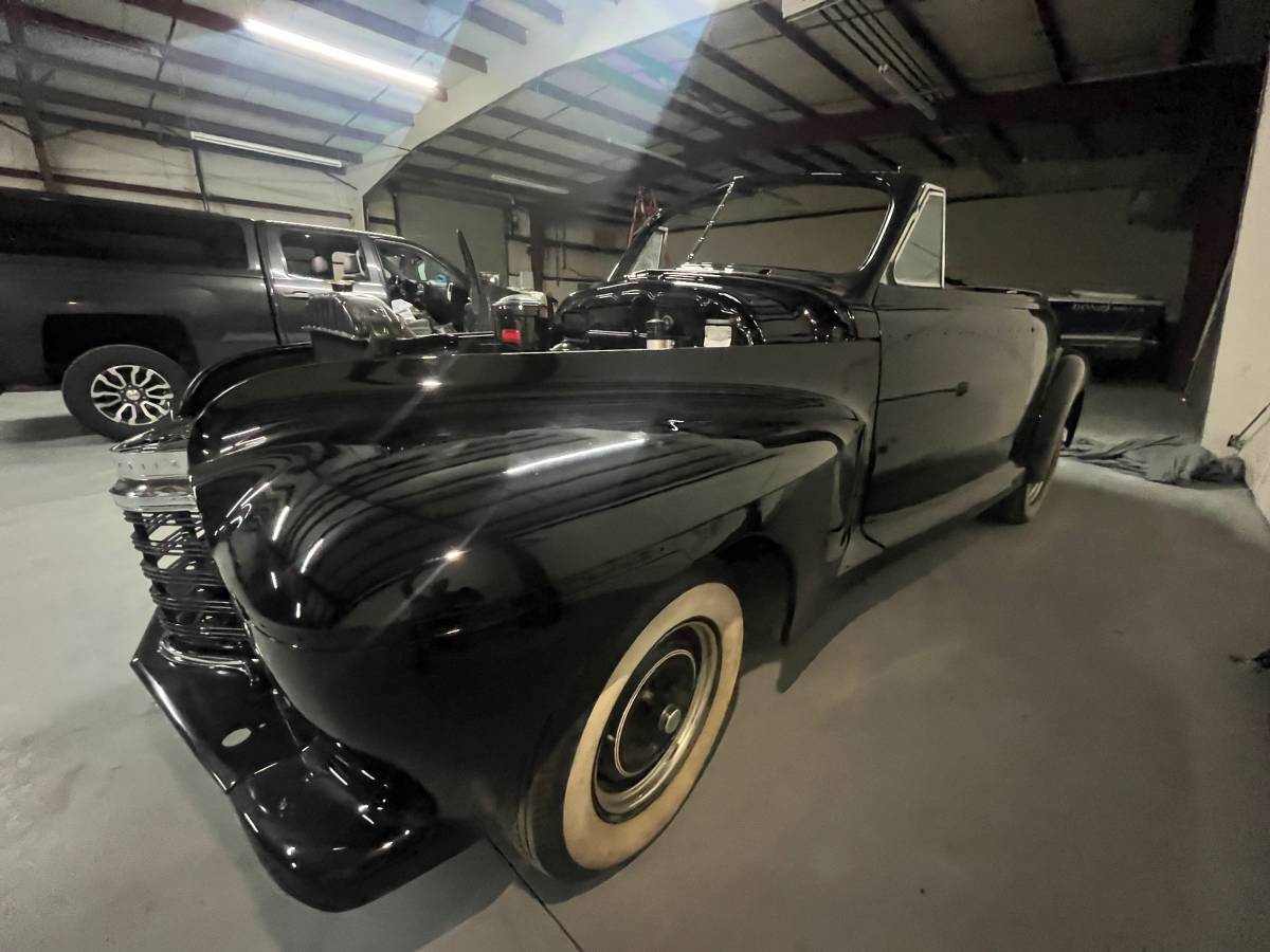 Oldsmobile-66-1941-black-6