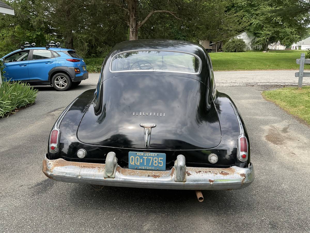 Oldsmobile-66-series-1949-black-1