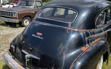 Oldsmobile-66-special-1941-black-3