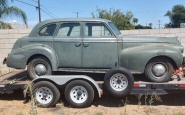 Oldsmobile-70-1940-green-1