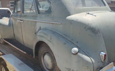 Oldsmobile-70-1940-green-3