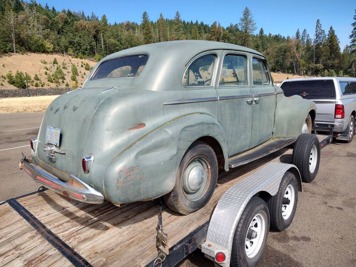 Oldsmobile-70-1940-green-5