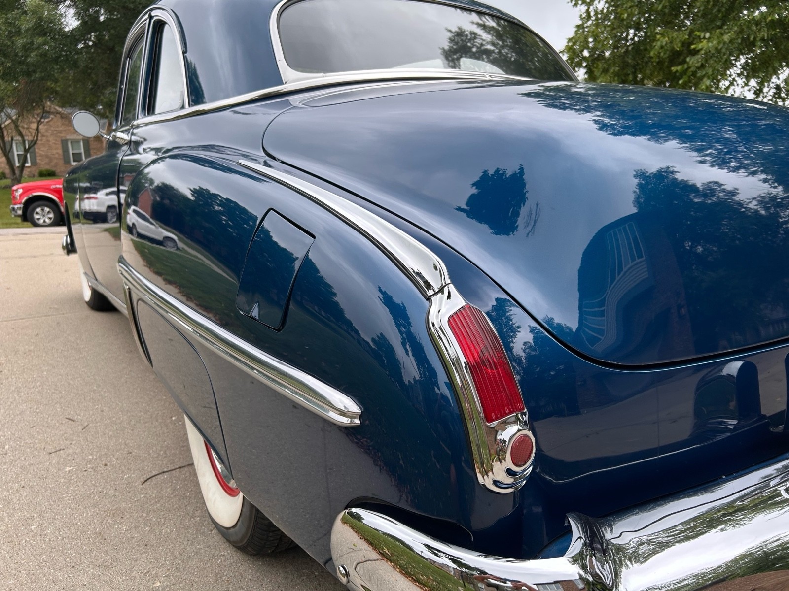 Oldsmobile-76-1949-22
