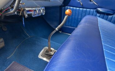 Oldsmobile-76-1949-36