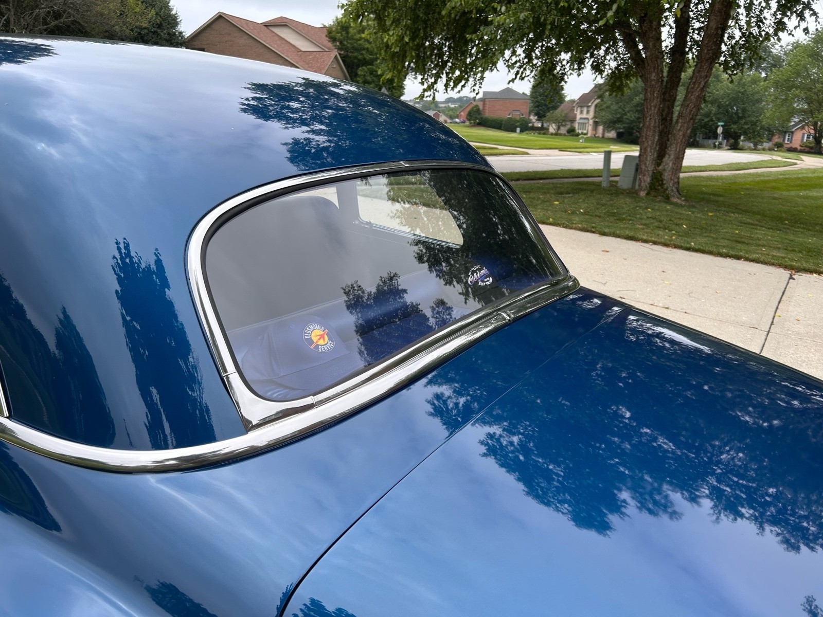 Oldsmobile-76-1949-9