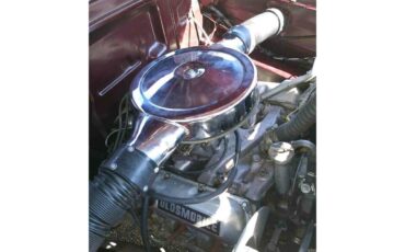 Oldsmobile-76-1949-Maroon-Grey