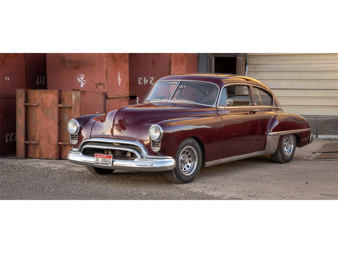 Oldsmobile-76-1949-Maroon-Grey-5