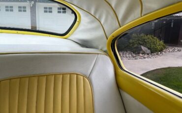 Oldsmobile-88-1949-Custom-Yellow-12