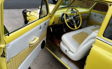 Oldsmobile-88-1949-Custom-Yellow-13