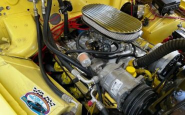 Oldsmobile-88-1949-Custom-Yellow-15