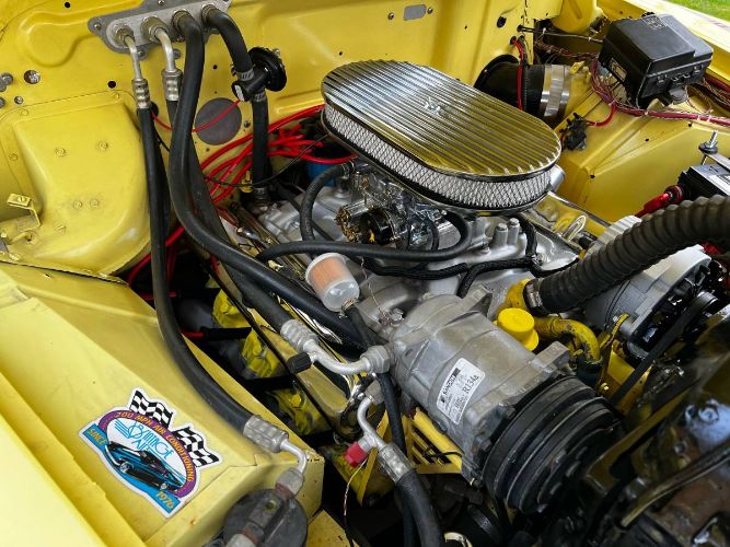 Oldsmobile-88-1949-Custom-Yellow-15