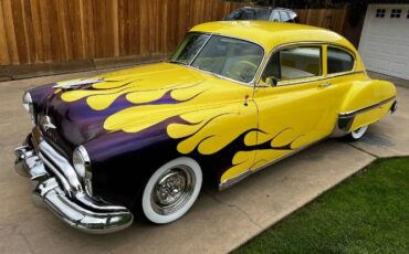 Oldsmobile-88-1949-Custom-Yellow-19