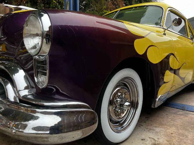 Oldsmobile-88-1949-Custom-Yellow-4