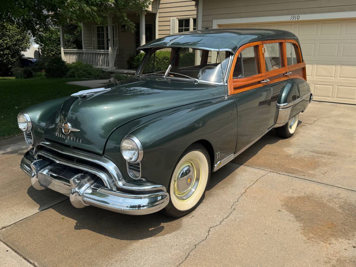 Oldsmobile-88-1949-green-11