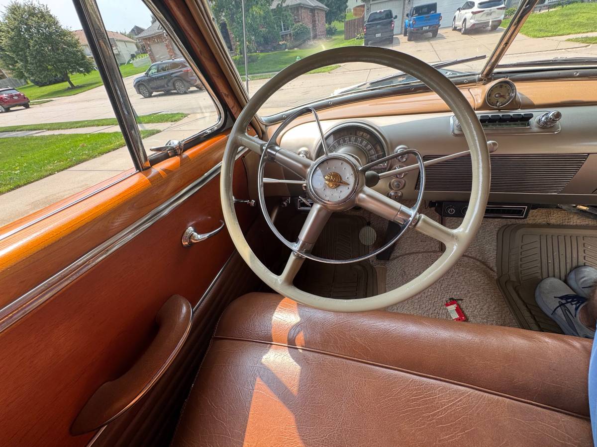 Oldsmobile-88-1949-green-12