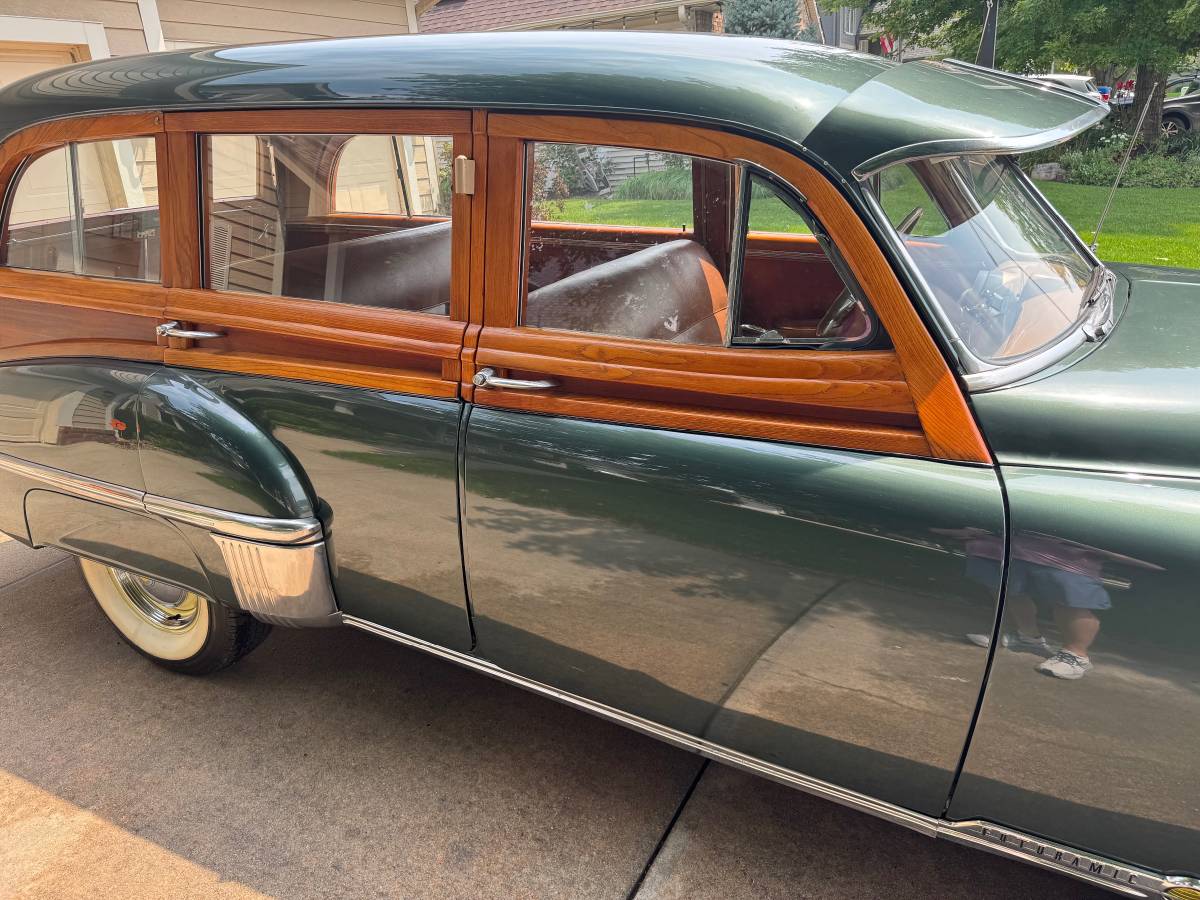 Oldsmobile-88-1949-green-3