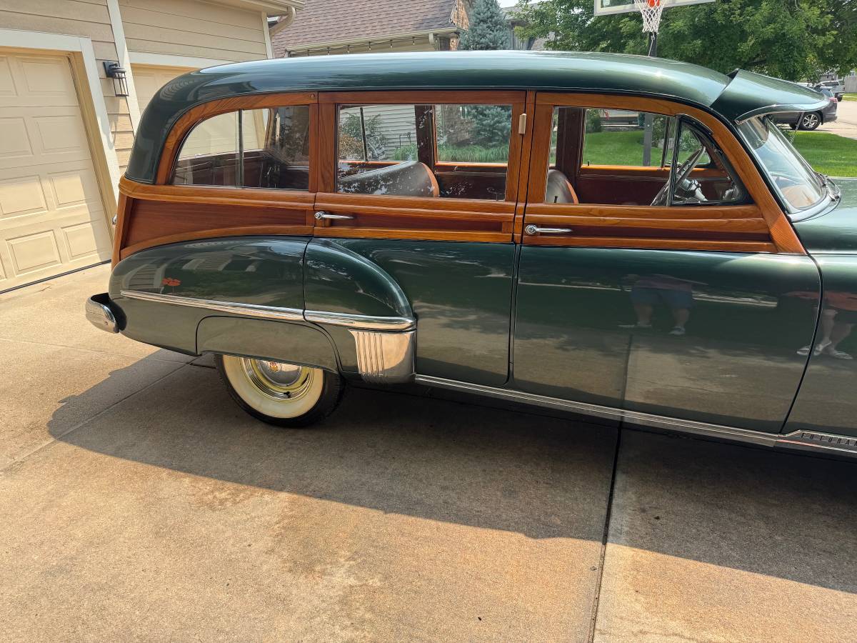 Oldsmobile-88-1949-green-4