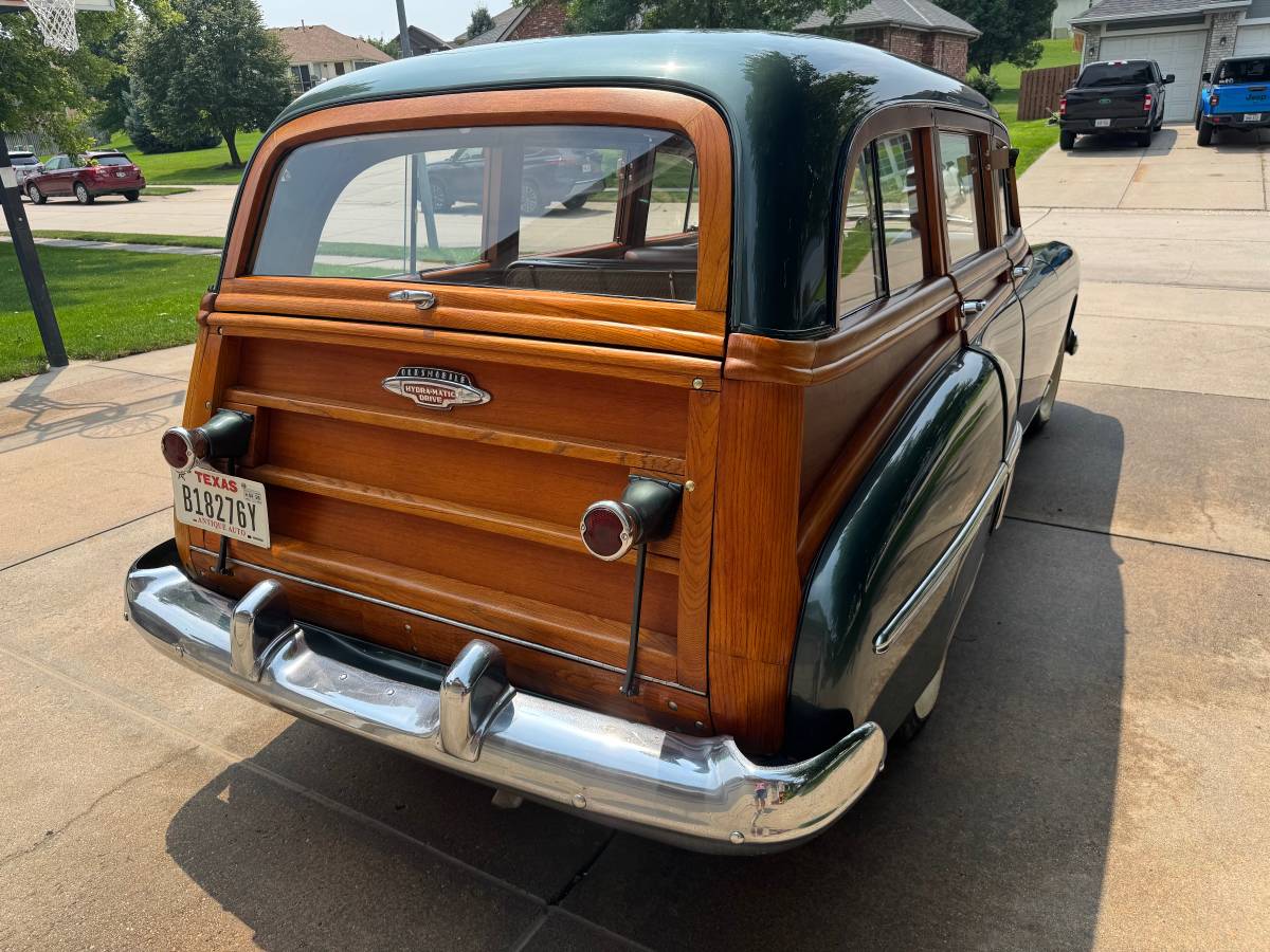 Oldsmobile-88-1949-green-5