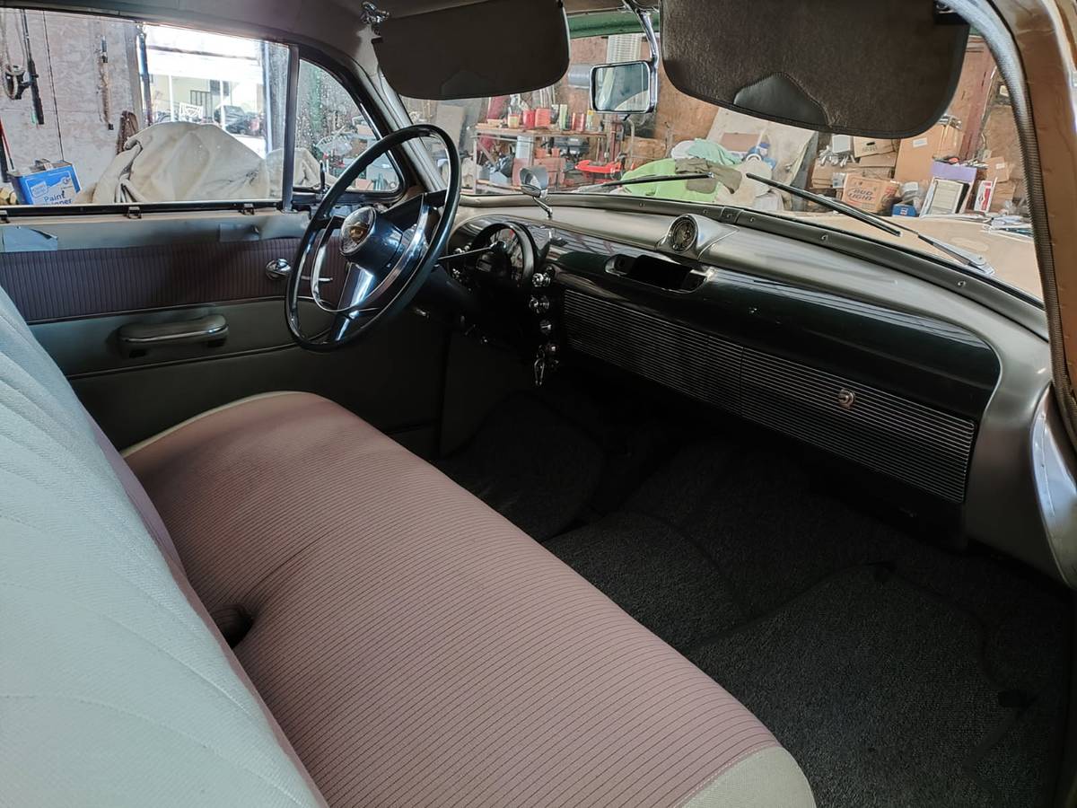 Oldsmobile-88-1950-10