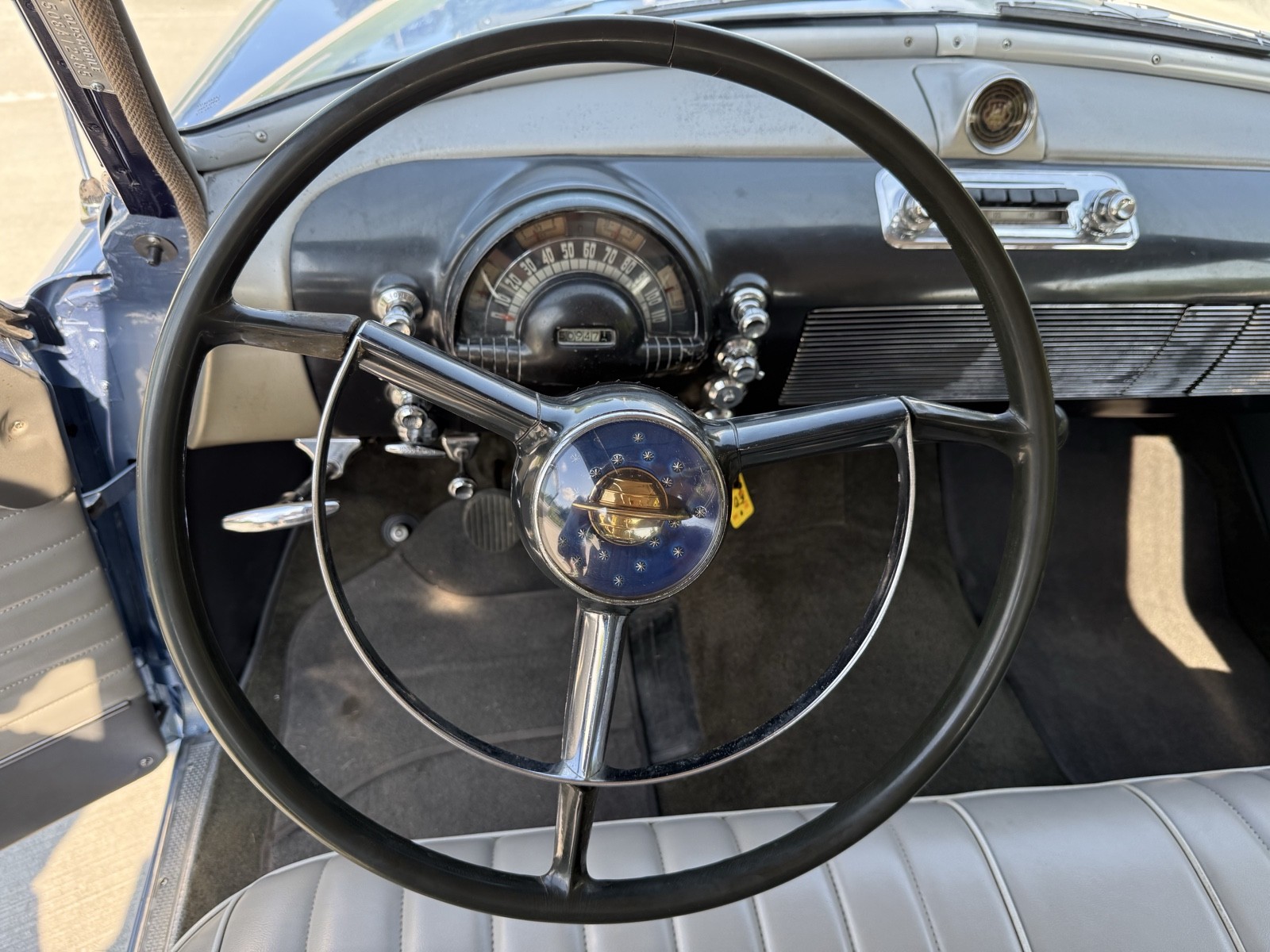 Oldsmobile-88-1950-12