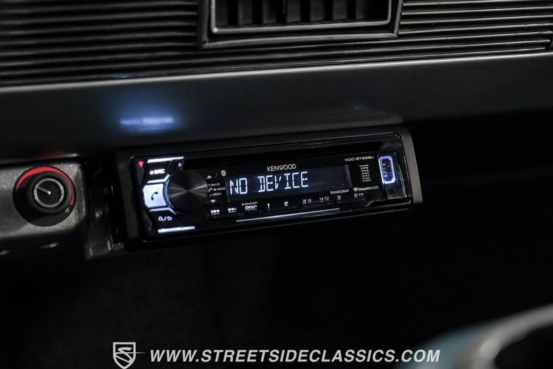 Oldsmobile-88-1950-Dark-Blue-White-20