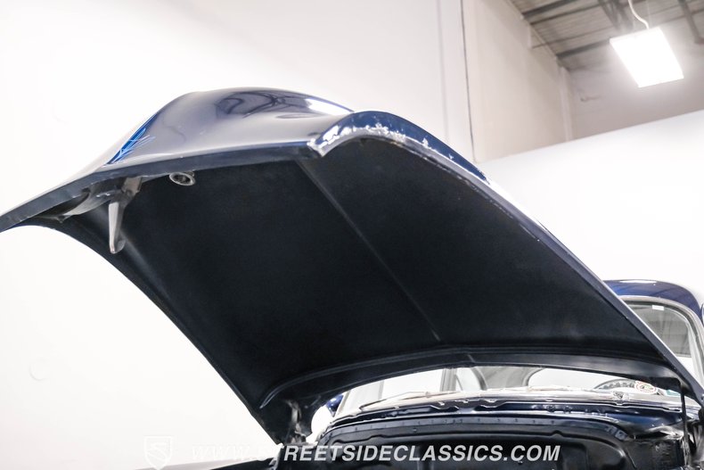 Oldsmobile-88-1950-Dark-Blue-White-46