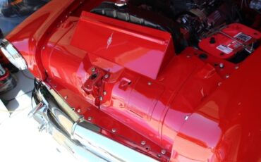 Oldsmobile-88-1951-red-gray-12