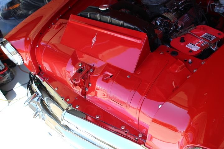 Oldsmobile-88-1951-red-gray-12