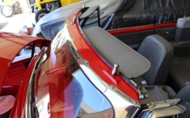 Oldsmobile-88-1951-red-gray-14
