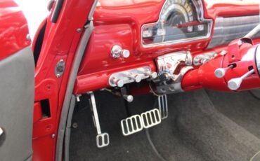Oldsmobile-88-1951-red-gray-19