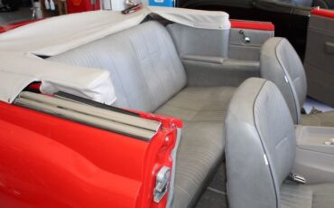 Oldsmobile-88-1951-red-gray-27