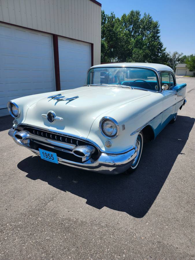 Oldsmobile-88-1955-custom-2
