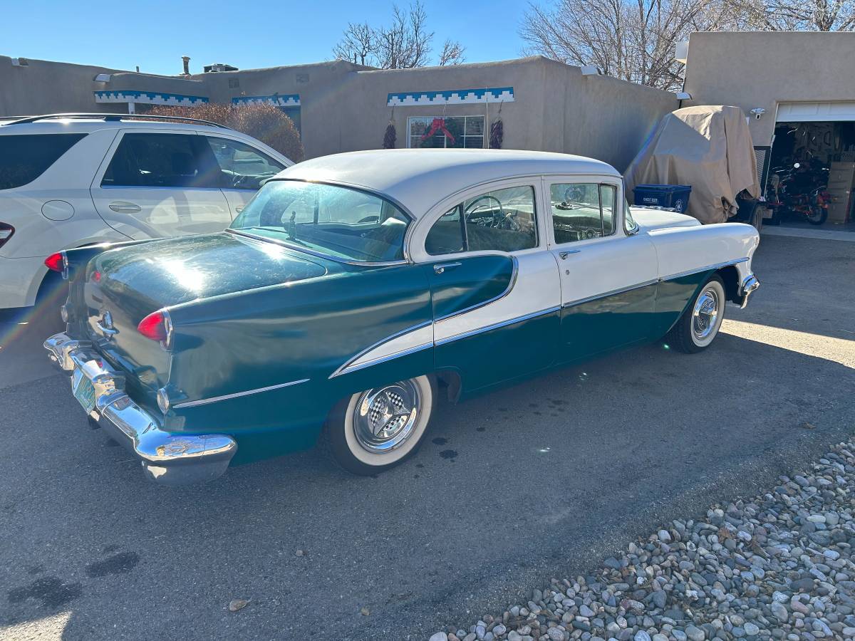 Oldsmobile-88-1955-green-4
