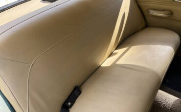 Oldsmobile-88-1955-yellow-7