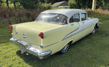 Oldsmobile-88-1955-yellow-9