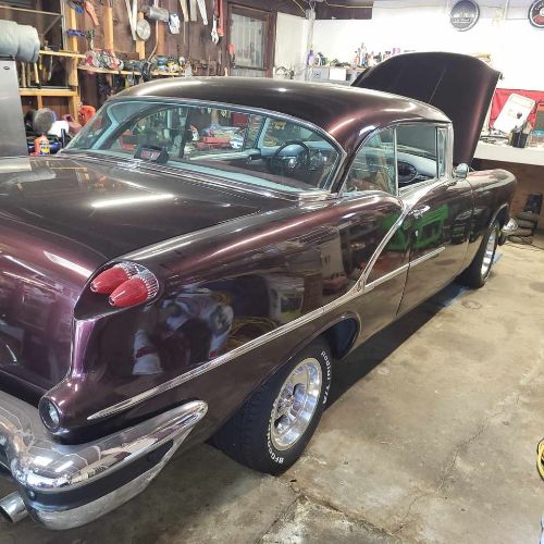 Oldsmobile-88-1956-Burgundy-Burgundy-2