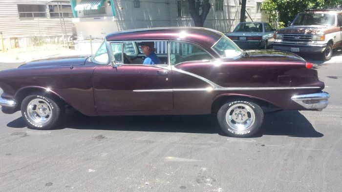 Oldsmobile-88-1956-Burgundy-Burgundy
