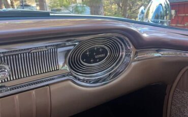 Oldsmobile-88-1956-white-17