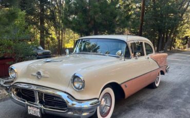 Oldsmobile-88-1956-white