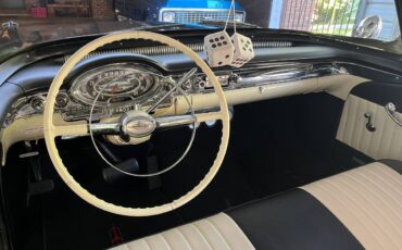 Oldsmobile-88-1957-16